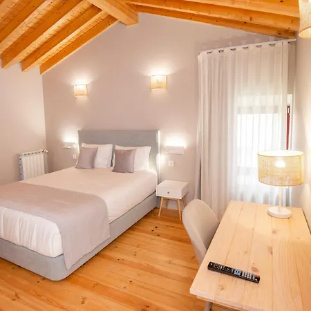 Palacio Dos Marqueses بيت شباب *