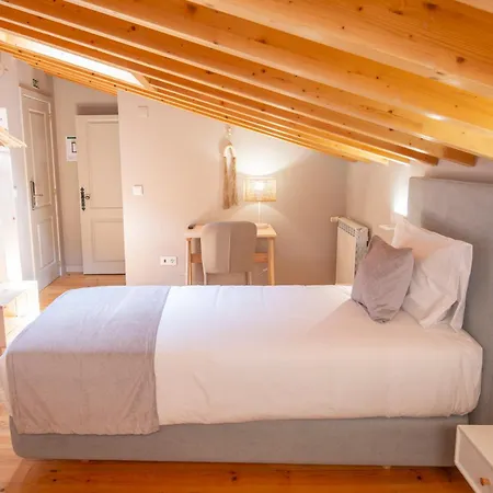 Palacio Dos Marqueses بيت شباب مافرا