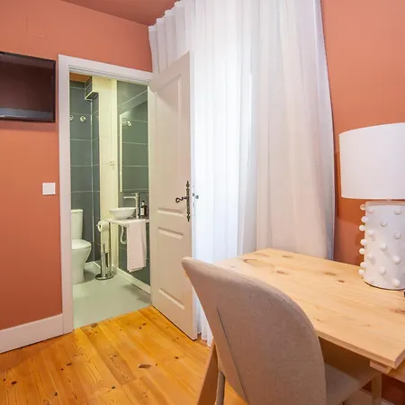 Palacio Dos Marqueses بيت شباب مافرا