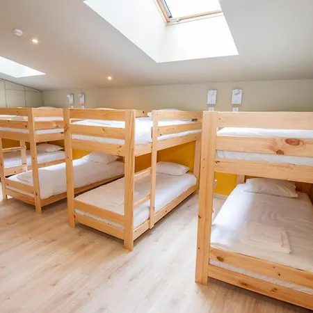 بيت شباب Palacio Dos Marqueses مافرا