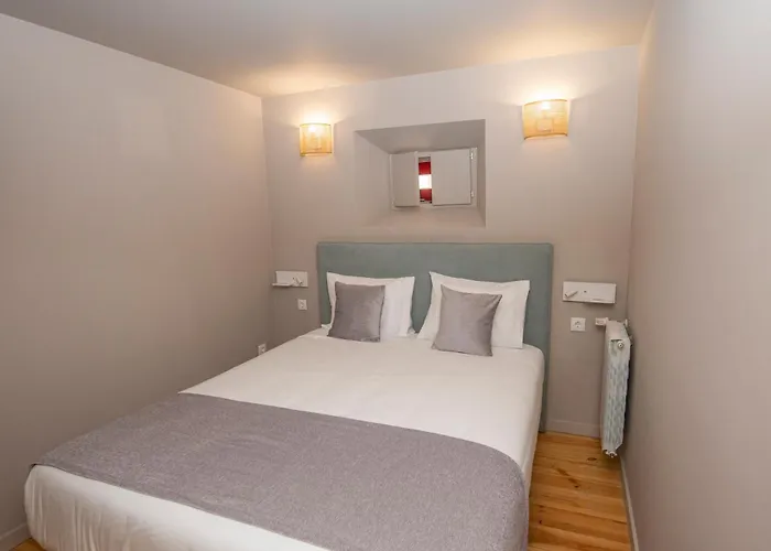 Palácio Dos Marqueses Albergue *